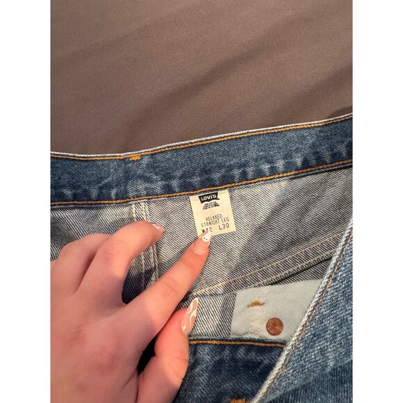 Levi’s Relaxed Straight Leg NWT 42x30 - Picture 4 of 5